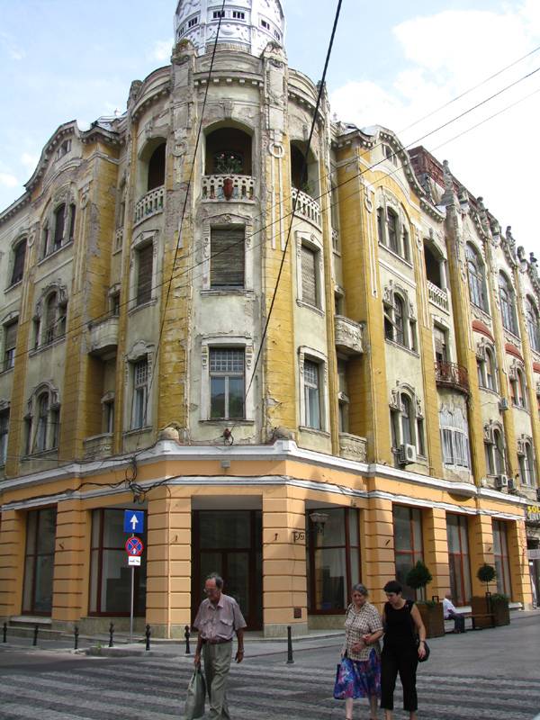 Nem védi a műemlékeket a homlokzattörvény