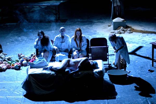 Akciósan válthatók jegyek az Illés próféta széke című előadásra az Interferenciákon