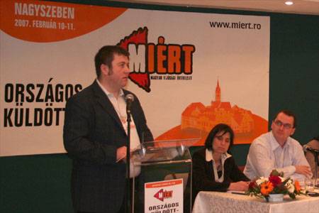 &bullet;  Fotó: Krónika