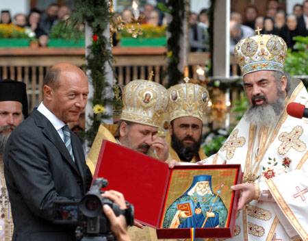 &bullet;  Fotó: Rompres