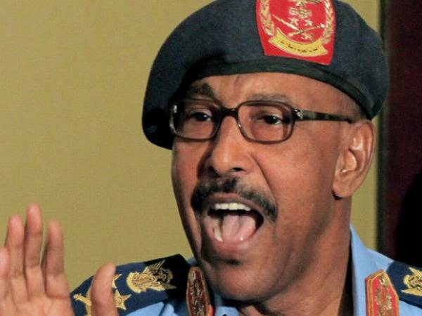 Nemzetközi elfogatóparancsot adtak ki a szudáni védelmi miniszter ellen