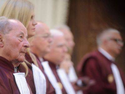 Alkotmánybíróság: egyik tévedésből a másikba