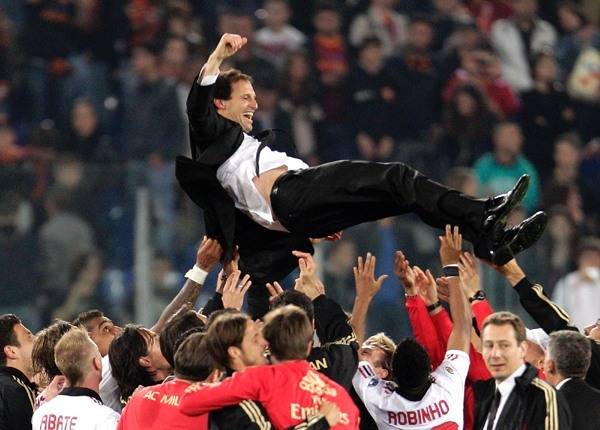 Bajnok a Milan, szinte bajnok a Manchester