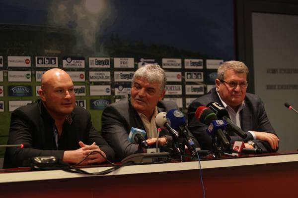 CFR: Andone visszatért