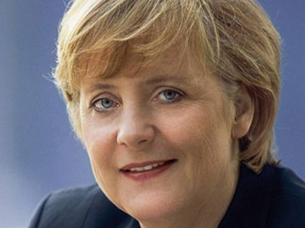 Ismét Angela Merkel  a legbefolyásosabb nő