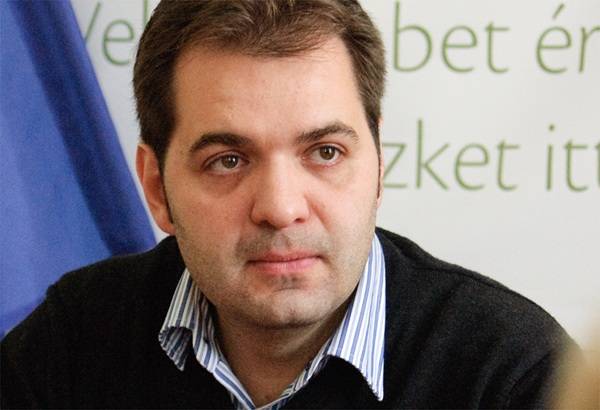 Elszippantja a jövedelmeket a központi költségvetés