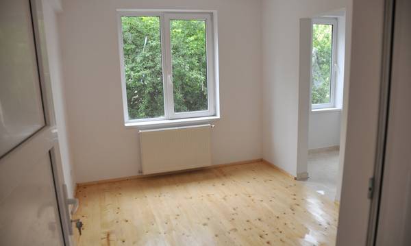 Jóval olcsóbbak az új építésű ingatlanok, mint négy éve