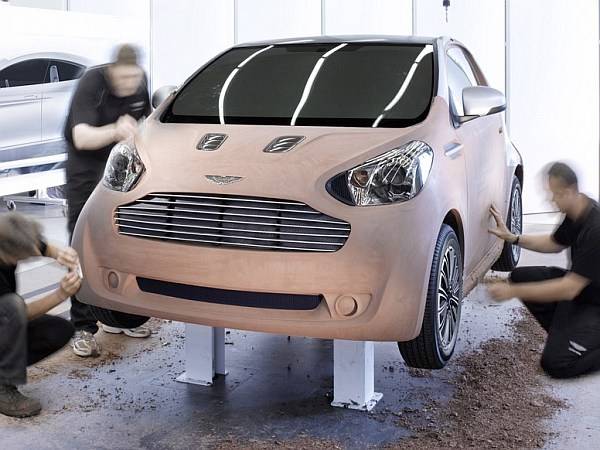 Luxusmini az Aston Martintól