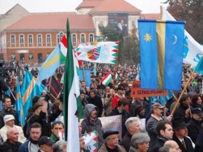Autonómiatüntetés: közös nyilatkozatot fogadtak el résztvevők