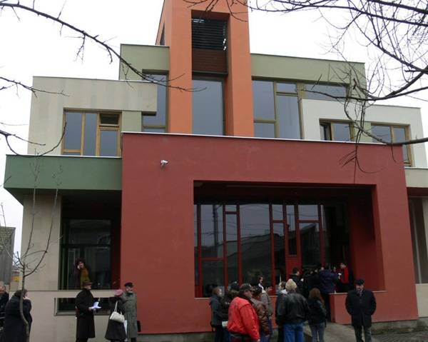 Korszerű bábszínház nyílik Vásárhelyen