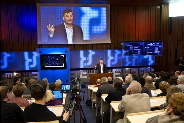 Bővített adásokkal folytatódik a Mindentudás Egyeteme az MTV-ben 