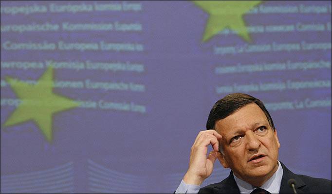 Újraválasztották Barrosót az Európai Bizottság elnökévé