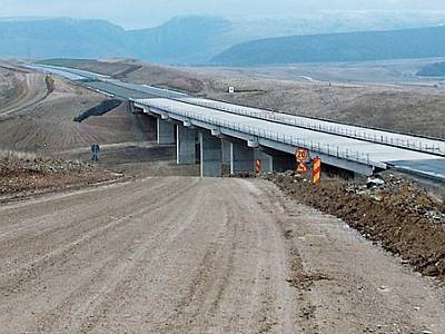 Pert indít a munkaügy a Bechtel ellen? 