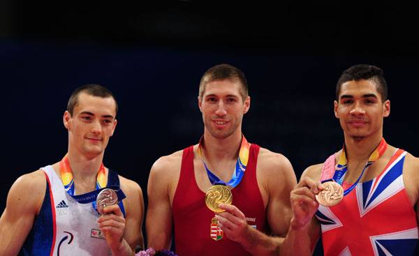 Berki világbajnok lólengésben