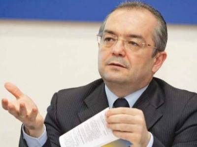 Emil Boc meglebegtette a lemondását