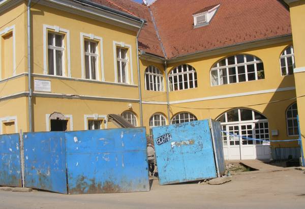 Régészeti lelet a könyvtár alatt