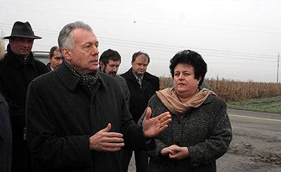 Flamand pénz jobb utakért  