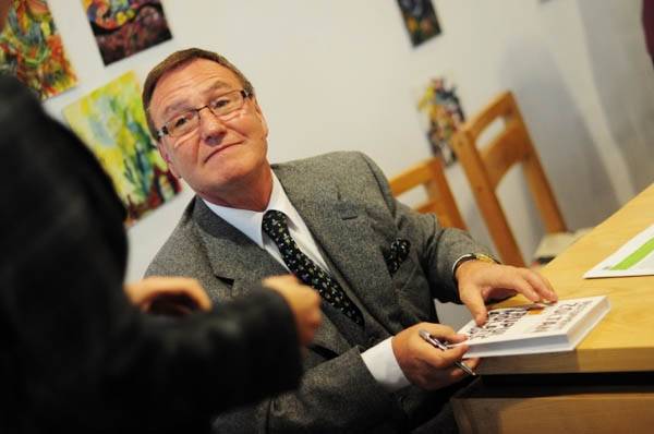 Az éj puha teste románul