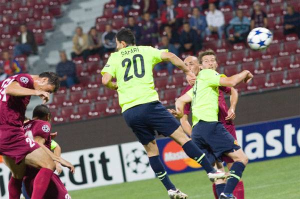 A CFR nyerte a fejpárbajt