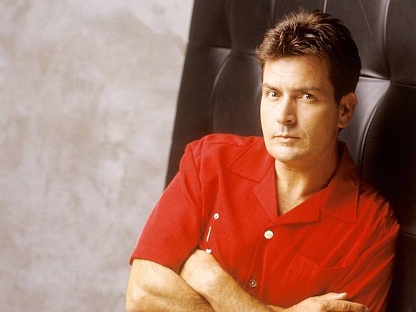 Sheen bűnösnek vallotta magát 