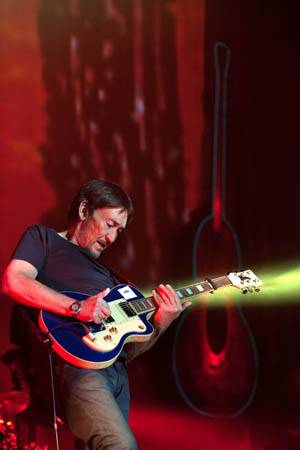 Budapesten koncertezett Chris Rea brit énekes-gitáros