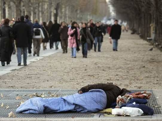 Újabb francia bírálatok Romániának