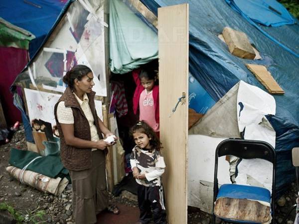 Bepanaszolta Párizst az EP-képviselő a románok „hátrányos megkülönböztetése” miatt