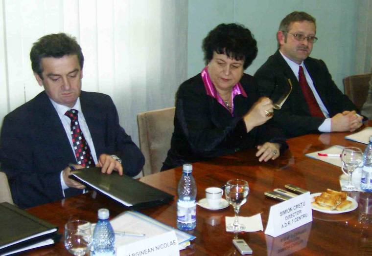 Csak a Maros megyei szakaszát újítják fel a DJ 142 C útnak  