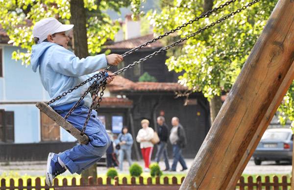 Projekttel támogatja a gyermekvállalást az RMDSZ