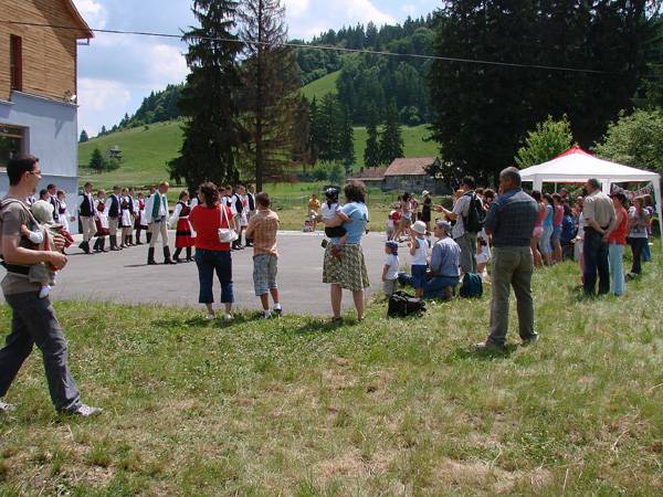  Egy hétvége a gyermekekért