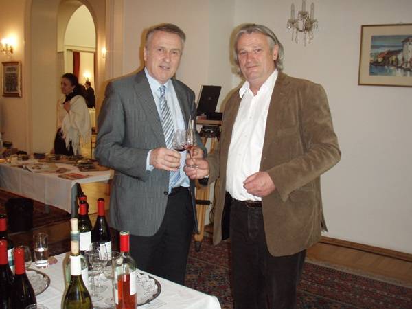 &bullet;  Fotó: A szerző felvétele