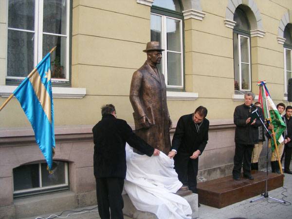 &bullet;  Fotó: A szerző felvétele