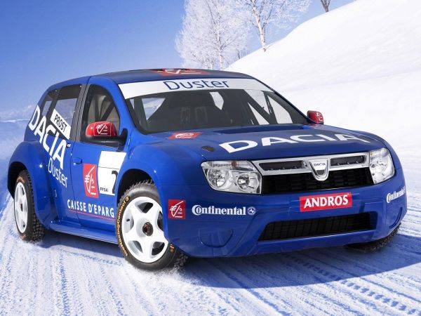 Versenyváltozatban debütált a Dacia Duster