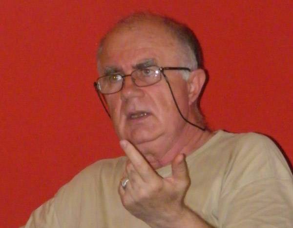 Retrográd erők fogságában