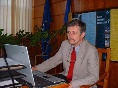 „Le akarnak váltani”
