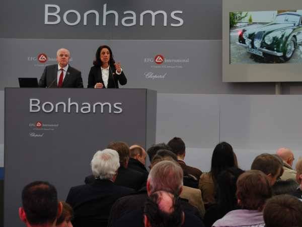 Helyszíni beszámoló az Artcurial, a Bonhams és a Chevau-Legers aukciósházak párizsi árveréseiről