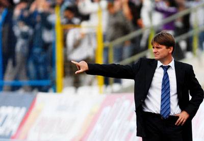 CFR: Uhrin a tanácsadó, Jindra a vezetőedző