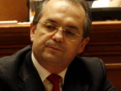 Boc-kormány: elkezdődött a visszaszámlálás