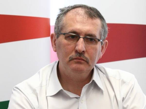 Toró T. Tibor: vasárnapig még megegyezhetnek a magyar pártok