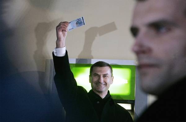 Észtország bevezette az eurót