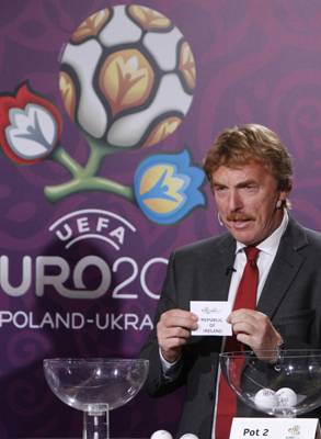 Bosnyák–portugál és török–horvát párbaj az Eb-ért 