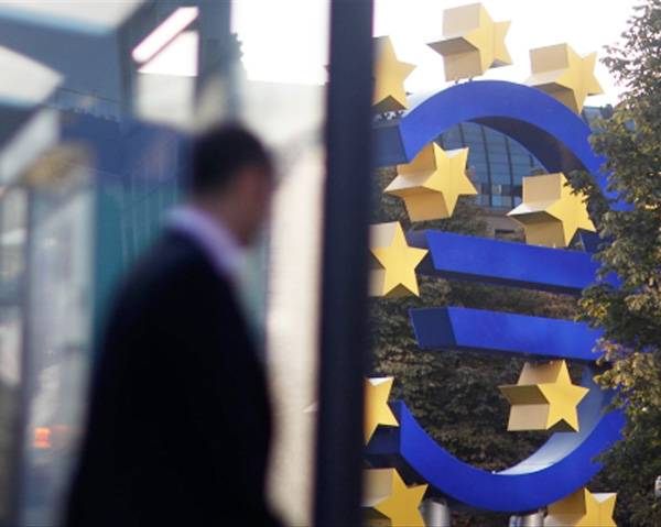 Londoni szakértők szerint szinte bizonyosan szétesik az euróövezet