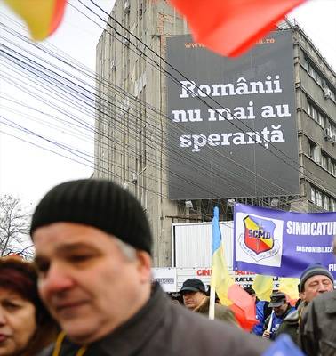 Eurobarométer: Románia lakossága nem számít pozitív fordulatra