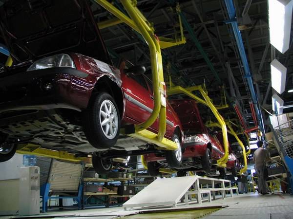 Rekordnyereségre számít az autóipar