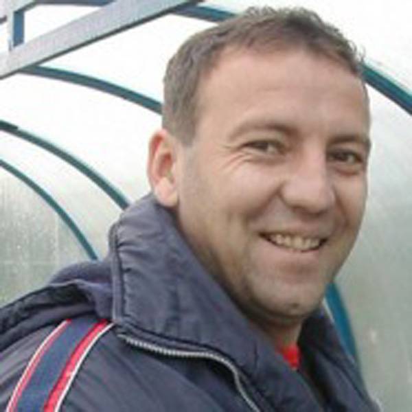 Edzőváltás a Biharnál