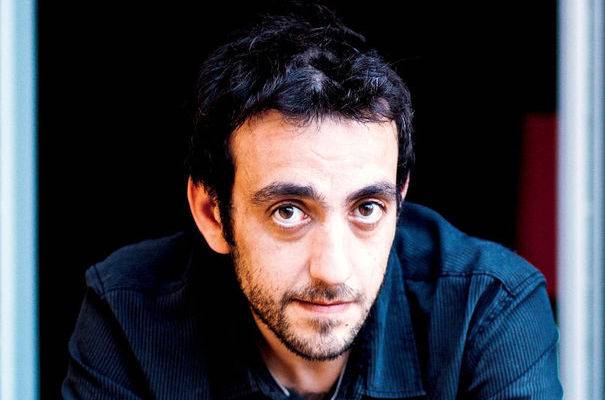 44 éves filozófiatanár kapta a legrangosabb francia irodalmi díjat