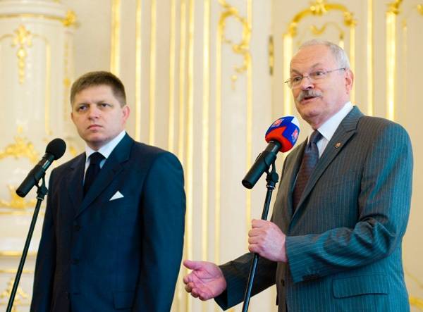 Robert Fico kapott kormányalakítási megbízatást Szlovákiában