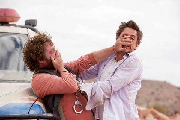 Közelkép: egy kimondottan terhes társaság