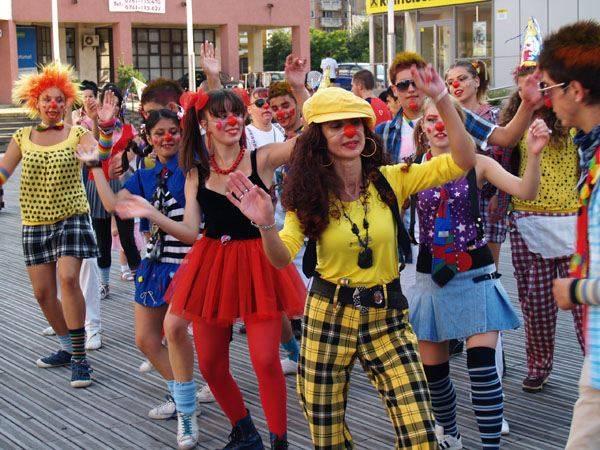 Táncos villámcsődület-rekord született a szatmárnémeti sétányon