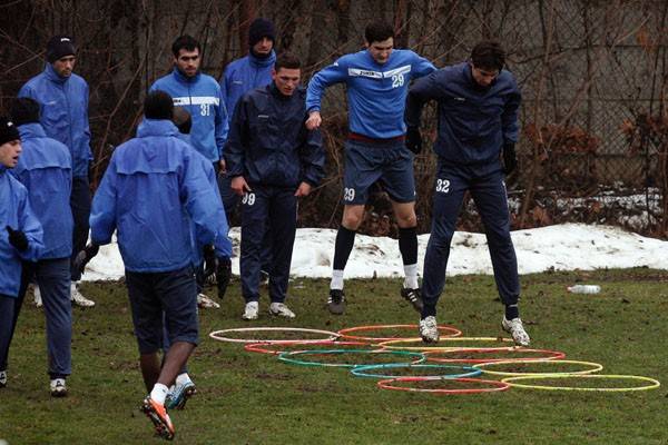 Gyülekezőt fújtak tegnap a Liga 1-es csapatok legtöbbjénél